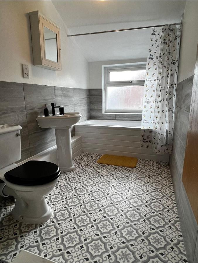 The Hive At 205 Apartment Manchester Bagian luar foto
