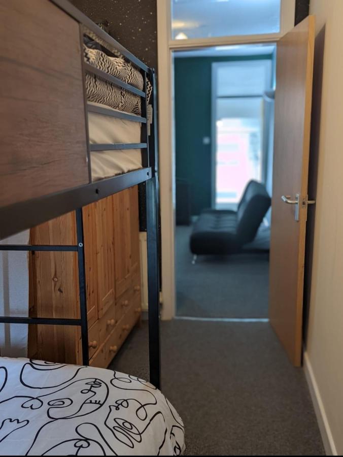 The Hive At 205 Apartment Manchester Bagian luar foto